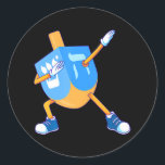 Pegatina Redonda Dabbing Dreidel Hanukkah Dancing Chanukah Chicas<br><div class="desc">Dabbing Dreidel Hanukkah Dancing Chanukah Chicas</div>