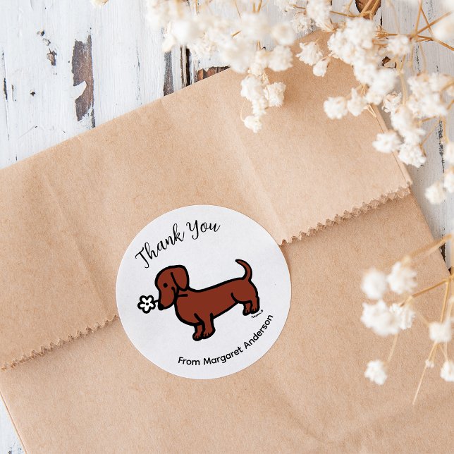 Pegatina Redonda Dachshund Tiny Flower De Red Smooth Haired (Red Smooth Haired Dachshund Tiny Flower Thank You Sticker.  Cute Sausage Dog Cartoon Design.)