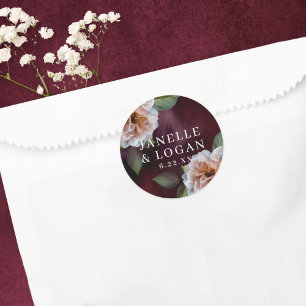 Pegatina Redonda Dark + Moody Rustic Floral Wedding Favor