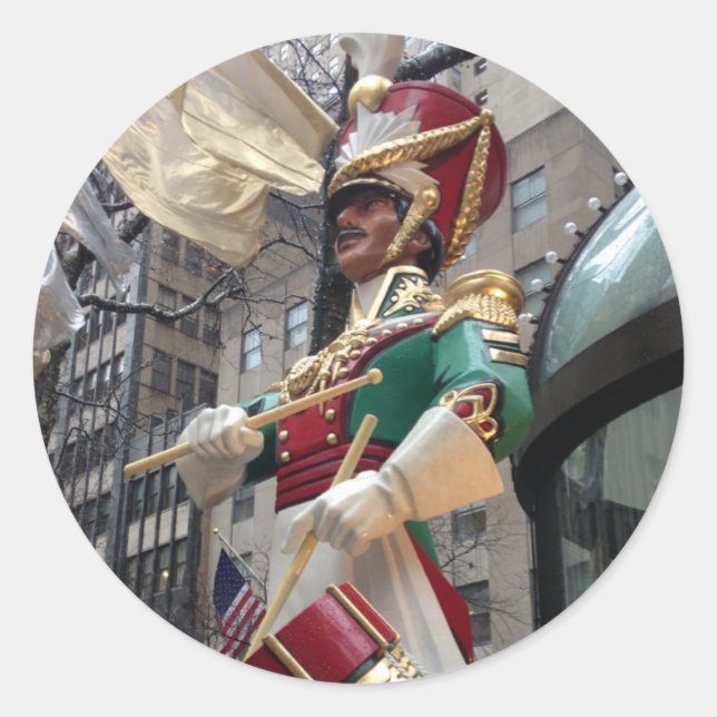 Pegatina Redonda Decoraciones navideñas de Drummer Boy New York Cit (Anverso)