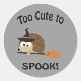 Pegatina Redonda ¡Demasiado Agradable Para Hablar! Hedgehog Witch