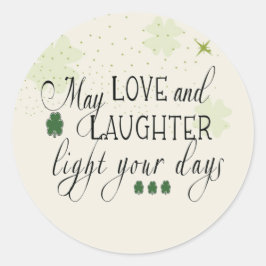 Pegatina Redonda Día de St Partick Irlandés Bendeciendo a los Shamr