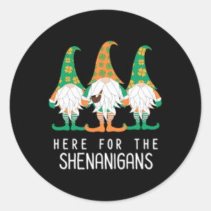 Pegatina Redonda Día irlandés de St Patrick Gnome Shenanigan Leprec