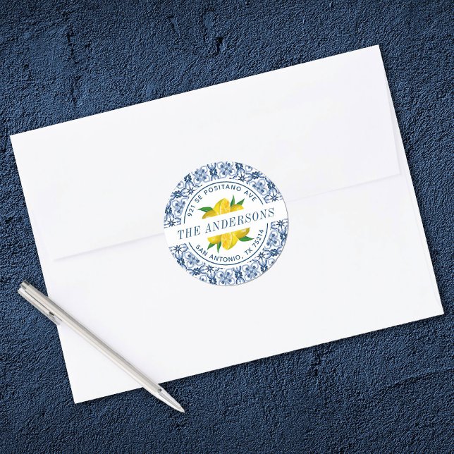 Pegatina Redonda Dirección de devolución del Boda de mosaico azul l (Elegant round Mediterranean lemon wedding address labels)