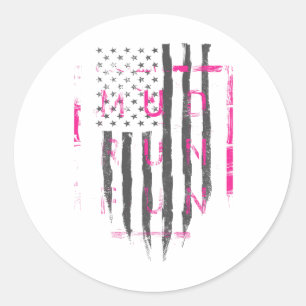 Pegatina Redonda Diversión en carrera de lodo Usa bandera rosa Mudd