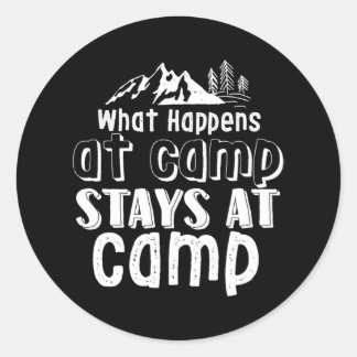 Pegatina Redonda Divertido Acampamiento En El Campamento Se Queda E