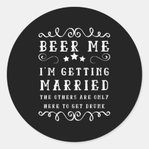 Pegatina Redonda Divertido Diciendo Cerveza Me Crio Casado Con Bach