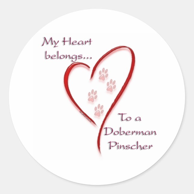 Pegatina Redonda Doberman Pinscher Heart Belongs (Anverso)