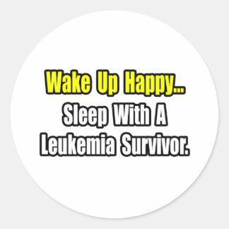 Pegatina Redonda Dormir con un sobreviviente de leucemia