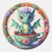 Dragón bebé redondo en una taza de té