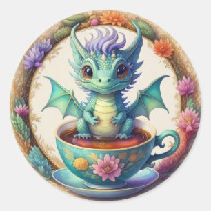 Pegatina Redonda Dragón bebé redondo en una taza de té