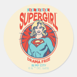 Pegatina Redonda Drama de superchica libre en mi ciudad