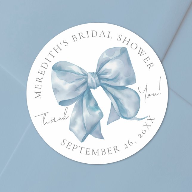 Pegatina Redonda Ducha de Novia Arcoíris Azul (Blue Bow Bridal Shower Classic Round Sticker)