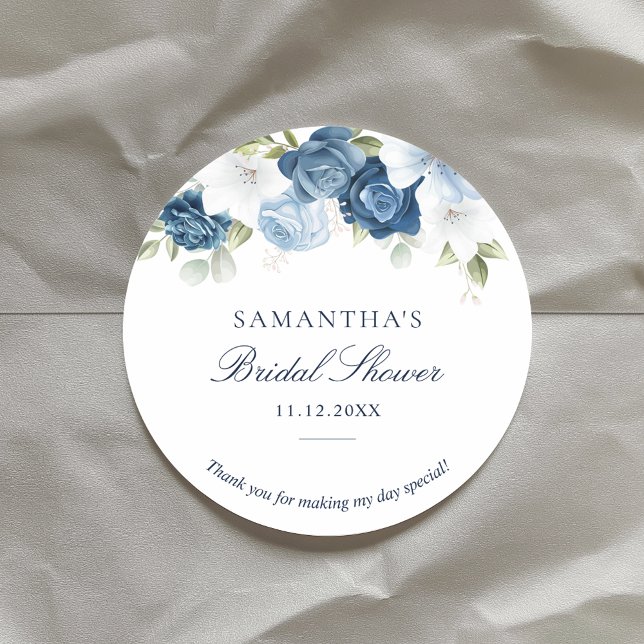 Pegatina Redonda Ducha de Novia con Guion de Acuarela Azul Polvorie (Floral Dusty Blue Watercolor Script Bridal Shower Classic Round Sticker)