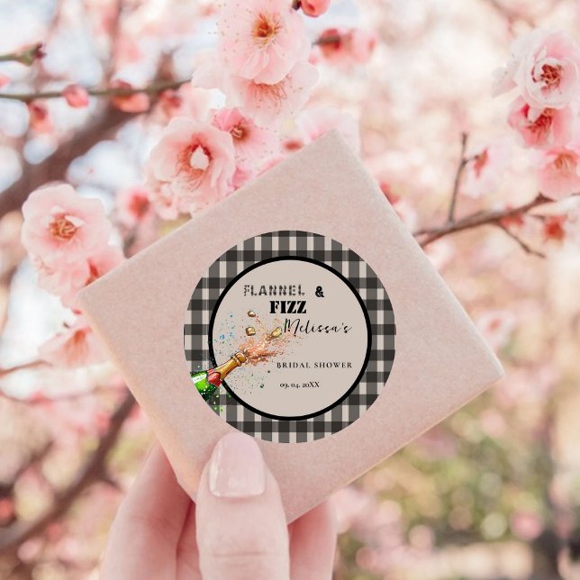 Pegatina Redonda Ducha de novia de invierno de franela y burbujas e (Subido por el creador)