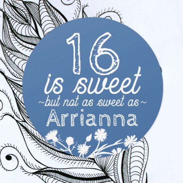 Pegatina Redonda Dulces 16 Flores Azules y Blancas (round floral blue sweet 16 party favor sticker personalized label seal with name for sweets gifts)