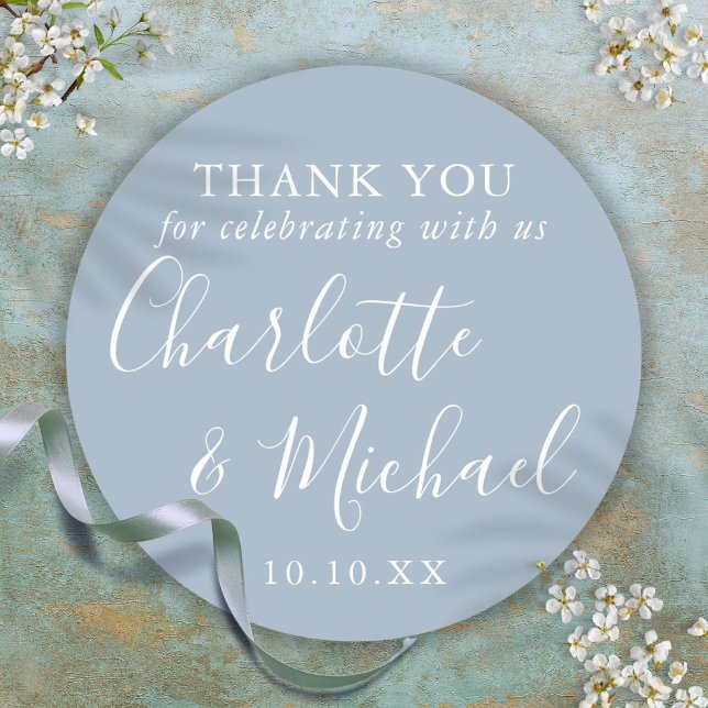 Pegatina Redonda Dusty Blue Signature Wedding Favor de ti (Dusty Blue Signature Wedding Favor Thank You Classic Round Sticker)