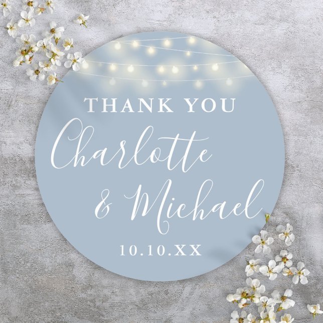 Pegatina Redonda Dusty Blue String Lights Wedding Favor De La Boda  (Dusty Blue String Lights Wedding Favor Thank You Classic Round Sticker)