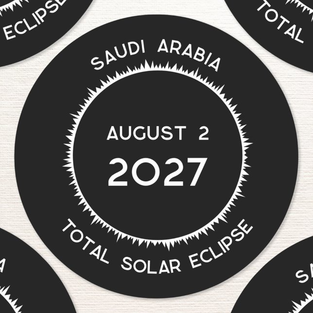 Pegatina Redonda Eclipse solar total 2027 Arabia Saudita (Total solar eclipse August 2nd 2027 Saudi Arabia custom text sticker)