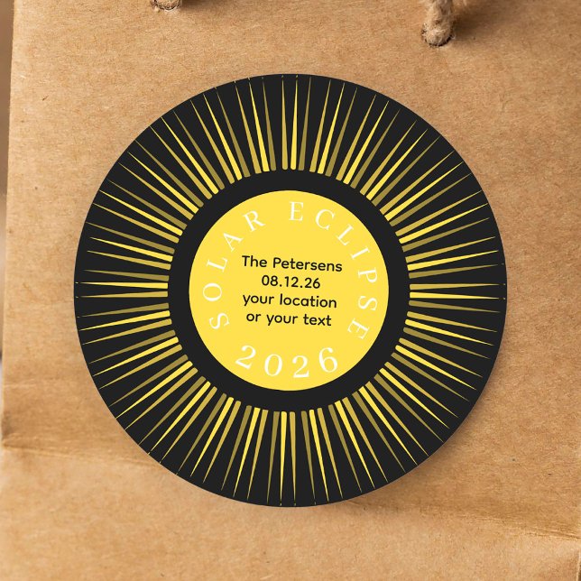 Pegatina Redonda Eclipse total de sol 2026 su nombre personalizado (Subido por el creador)