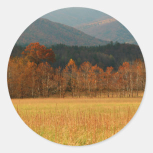Pegatina Redonda EE. UU., Tennessee. Cades Cove en Smoky Mountain