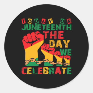 Pegatina Redonda El 18 De Junio Celebró La Libertad Para Amer Afric