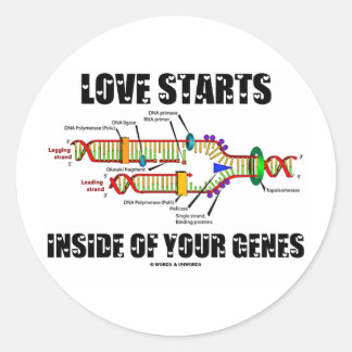 Pegatina Redonda El Amor Comienza Dentro De Tus Genes (Replicación