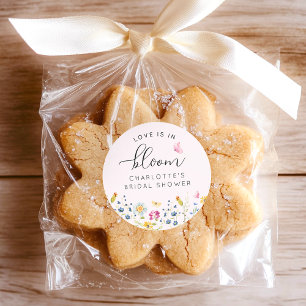 Pegatina Redonda El amor floral rosado está en flor