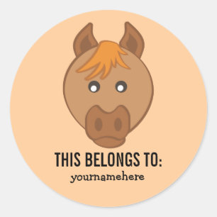 Pegatina Redonda El animal lindo hace frente a ESTO PERTENECE al