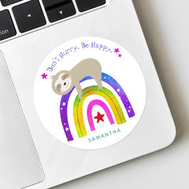Pegatina Redonda El arcoiris del Boho Sloth no se apresuren a ser f