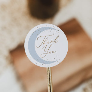 Pegatina Redonda El azul sobre el Baby Shower de Moon Boy