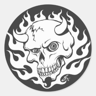 Pegatina Redonda El cráneo del demonio en llamas