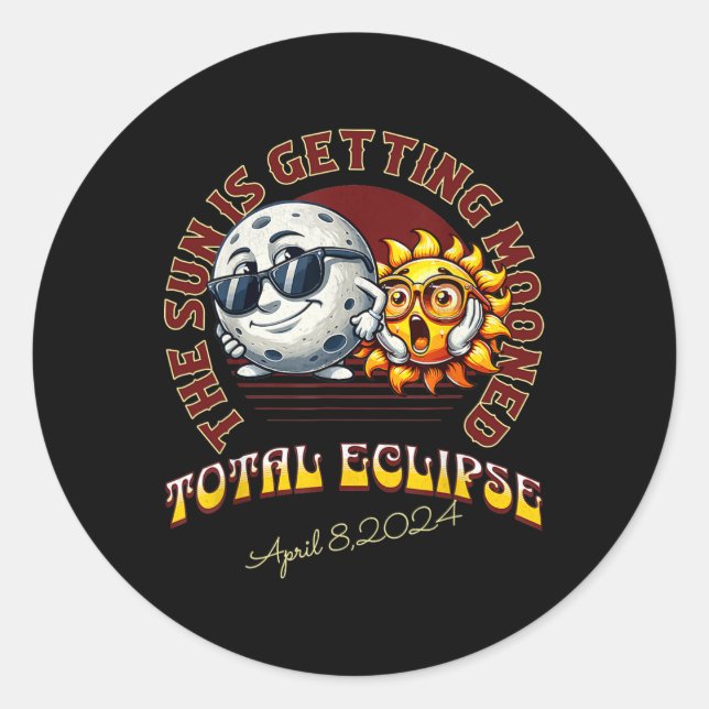 Pegatina Redonda El Eclipse Solar De Abril De 2024 El Sol Se Está M (Anverso)