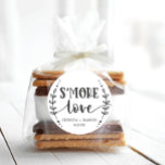 Pegatina Redonda El Favor Más Amor De Los Bodas Rústicos<br><div class="desc">Estos encantadores pegatinas son perfectos para los favores de la ducha de bebé,  los favores de la ducha de novia,  fiestas de cumpleaños y bodas. Vea toda la colección para ver más elementos coincidentes.</div>