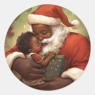 Pegatina Redonda El Papá Noel negro le da corazón