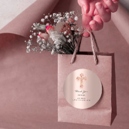 Pegatina Redonda El primer Rosa de la Santa Comunión tira a la cruz