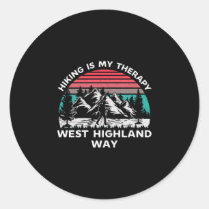 Pegatina Redonda El senderismo del camino de West Highland para hom