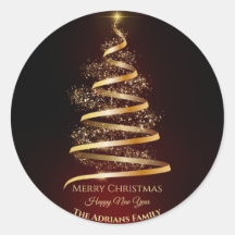 Elegante árbol de Navidad dorado con luz brillante