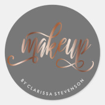 Elegante artista de maquillaje de cobre y oro rosa