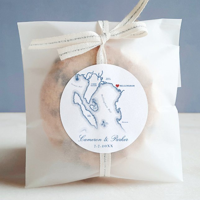 Pegatina Redonda Elegante Bellingham Washington Map Favor de la Bod (Elegant Bellingham Washington Wedding favor round sticker labels with navy blue map from Coastal Map)