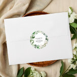 Pegatina Redonda Elegante Boda Geométrico Floral de Verdor<br><div class="desc">Prepárate para dejarte cautivar por nuestra magnífica suite boda dorada. Este exquisito diseño presenta un marco geométrico elegante, bellamente decorado con delicadas hojas de vegetación y ilustraciones florales. Con su moderna caligrafía de moda, es el lugar ideal para su encantador boda con temática de jardín. Si tienes alguna petición especial...</div>