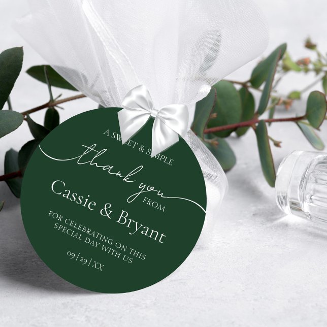 Pegatina Redonda Elegante Boda verde esmeralda moderno Gracias (Elegant Calligraphy Script Modern Emerald Green Wedding Thank You Stickers)