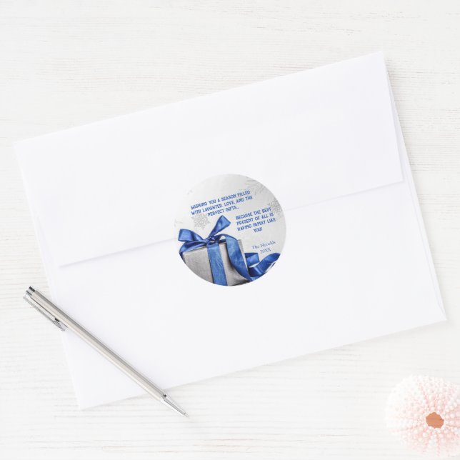 Pegatina Redonda Elegante caja de regalo para Navidades con cinta a (Sobre)