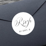 Pegatina Redonda Elegante caligrafía Minimalista RSVP en blanco y n<br><div class="desc">Simple y elegante caligrafía Pegatina RSVP en blanco y negro.</div>