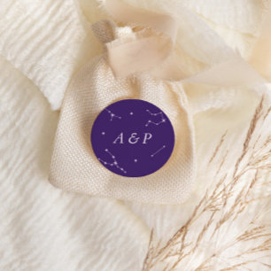 Pegatina Redonda Elegante Constelación Monograma Bodas Morado