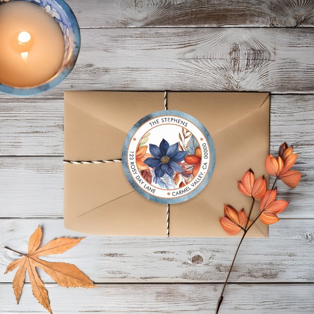 Pegatina Redonda Elegante dirección de retorno de círculo floral az (Boho Blue and Terracotta Fall |  Autumn Floral Return Address Envelope Seal)