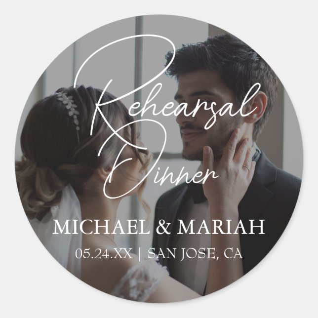 Pegatina Redonda Elegante La Noche Antes Del Ensayo Fotografía De L (Anverso)