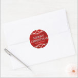 Pegatina Redonda Elegante Red Merry Christmas Lights<br><div class="desc">Elegante Feliz Navidad con un fondo rojo texturado y decorado con unas cuantas cuerdas de luces y mensaje de personalizable Feliz Año Nuevo. Ideal para invitaciones,  bolsos de bienvenida,  envoltura de regalos y otras artesanías y artesanías de Navidades.</div>