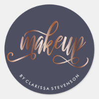 Elegante rosa de cobre dorado y artista de maquill