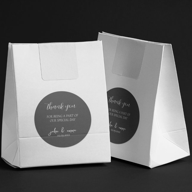 Pegatina Redonda Elegante tema Boda blanco y negro (Thank you sticker on a gift makes your guests happy)